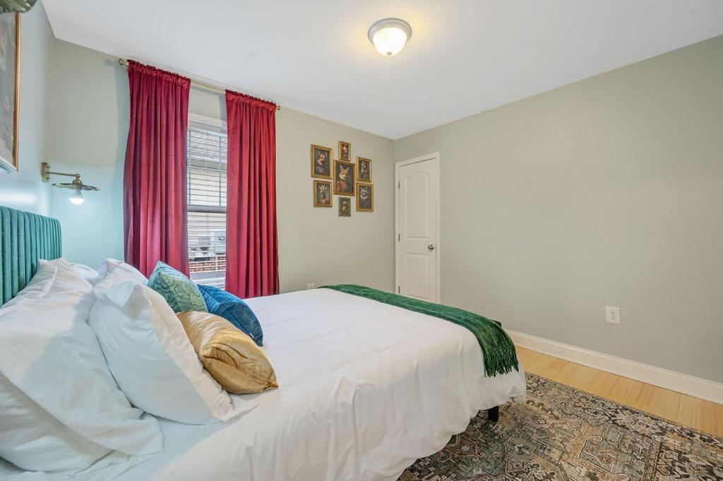 ראלי New Victorian Theme, 3Br, Lrg Backyard Close To Pnc Arena, Downtown, And Rdu Airport מראה חיצוני תמונה